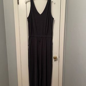 Old Navy Active jumpsuit in Charcoal, size L